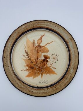 Decorative Stoneware Plate w/ Pressed Dried Flowers/Plants Botanical Wall Art